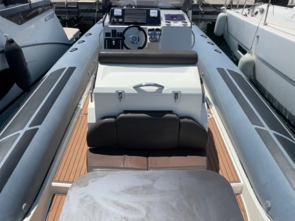 Vermietung Schlauchboot Brig mit Führerschein