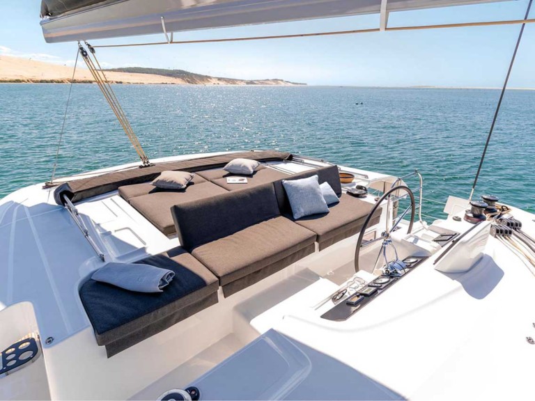 Katamaran mieten in Trogir zum besten Preis