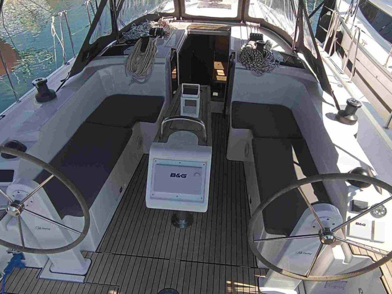 Segelboot mieten in Tropea zum besten Preis