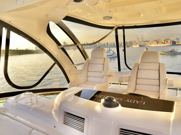 Motorboot mit oder ohne Skipper Sea Ray mieten in South Miami Beach