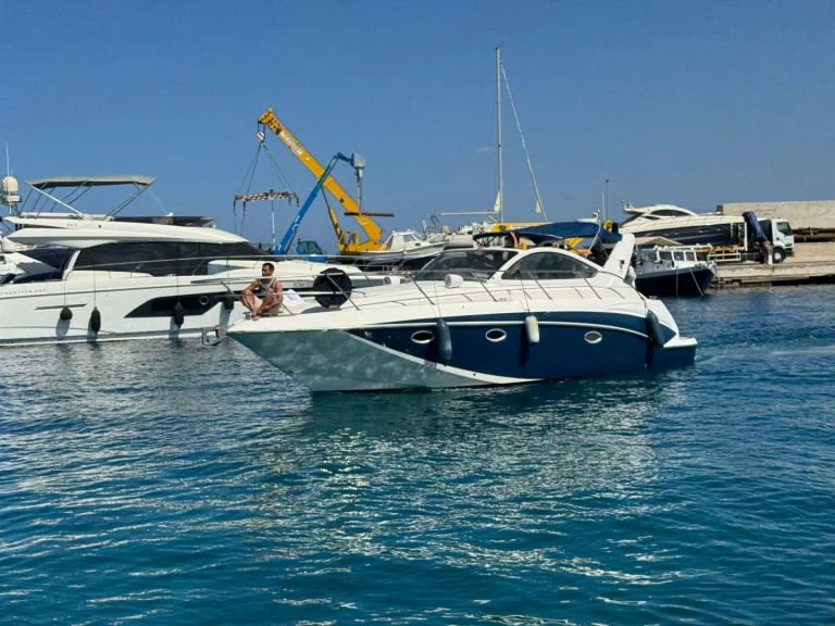 Motorboot mit oder ohne Skipper Prinz mieten in Palermo