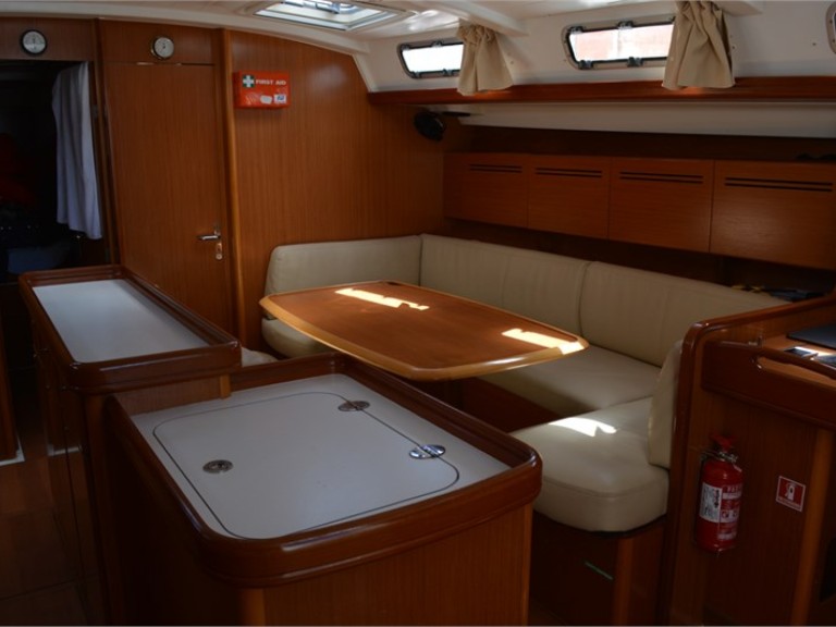 YachtCharter in Athen - Bénéteau Cyclades 50.5 auf SamBoat