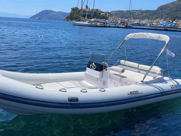 Boot mieten Les Issambres günstig 600