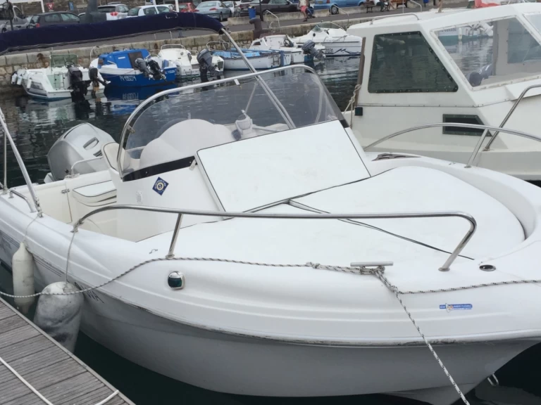 Motorboot mieten in Portvendres zum besten Preis