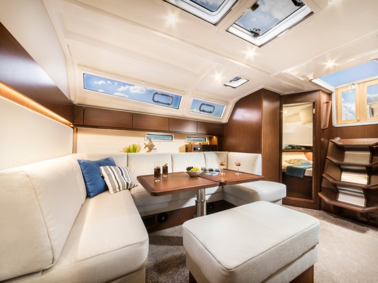 Bavaria Cruiser 46 Style mieten Golfo Aranci