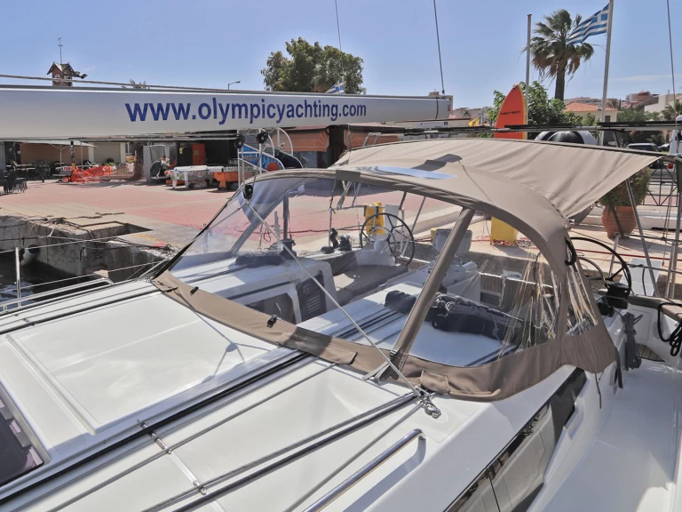 Boot mieten Lavrion günstig Sun Odyssey 410
