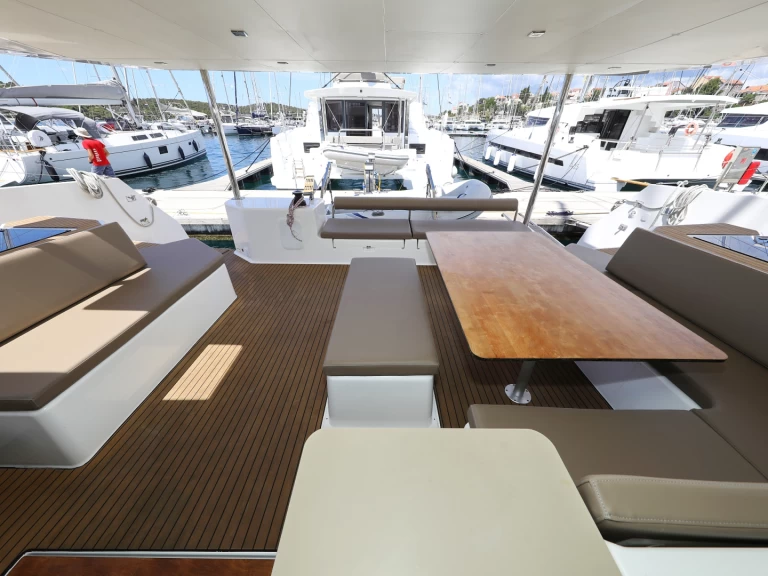 Bootsverleih Dufour Dufour Catamarans 48 Sail Šibenik Samboat