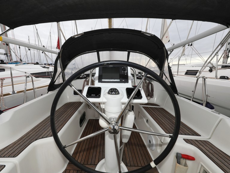 Vermietung Segelboot Bénéteau mit Führerschein