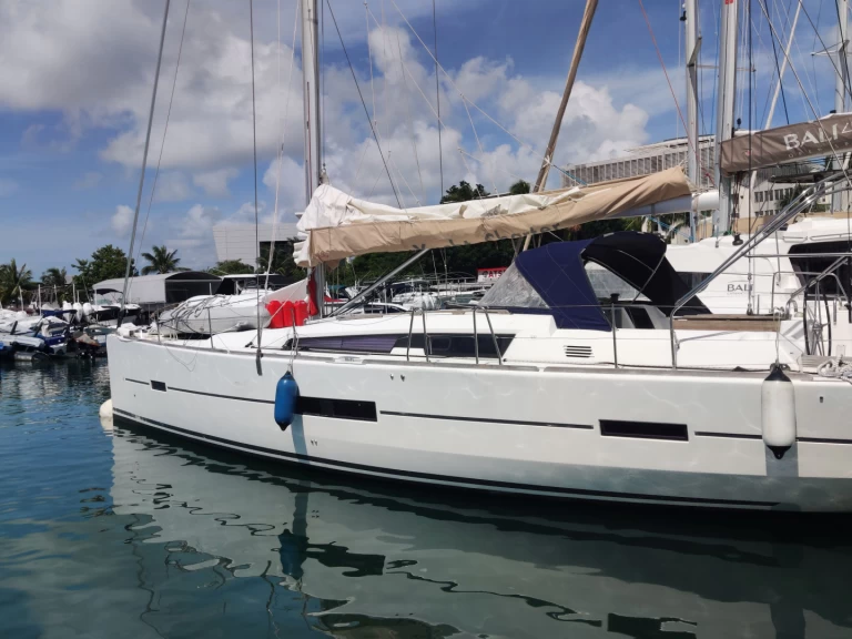 YachtCharter in Anse Marcel - Dufour Dufour 500 Grand Large auf SamBoat