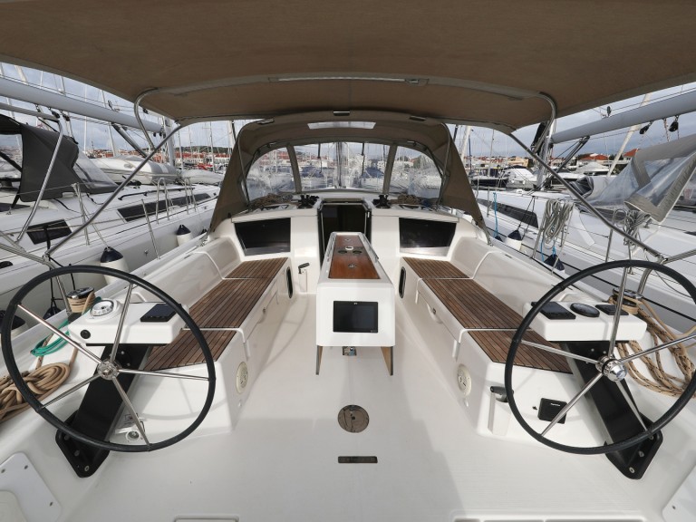 Ein Dufour Dufour 430 mieten in Šibenik