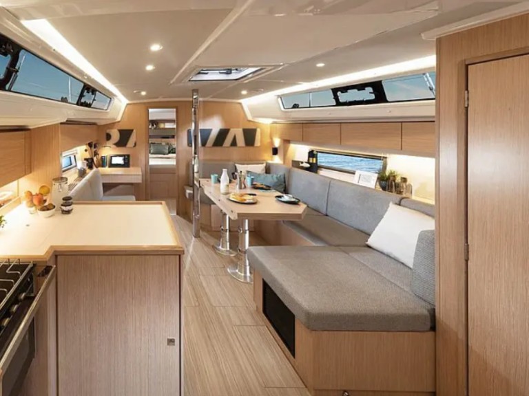 Segelboot mieten in Gouviá - Bavaria Bavaria C42