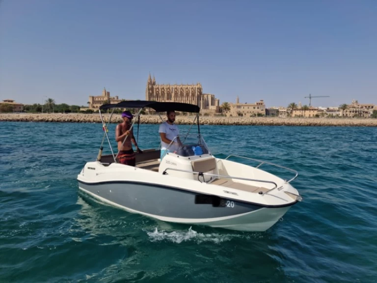 Ein Quicksilver AVTIV505OPEN mieten in Palma de Mallorca