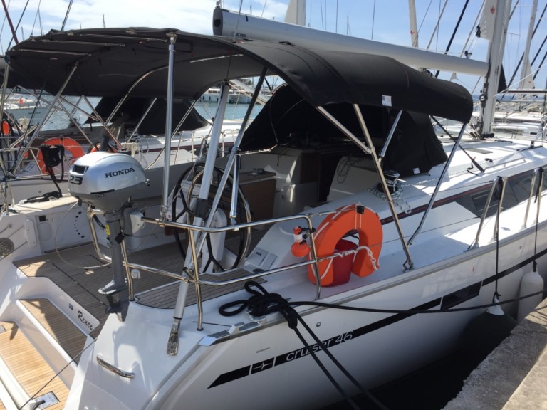 Segelboot mit oder ohne Skipper Bavaria mieten in Skiathos