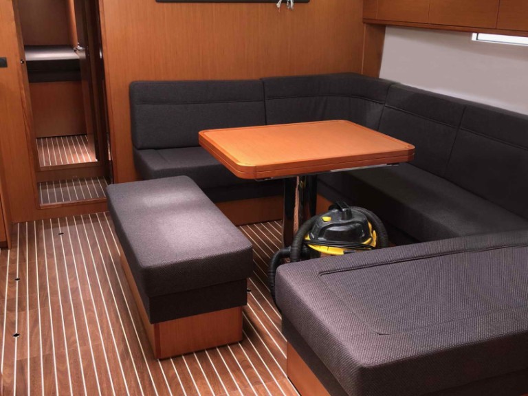 Vermietung Segelboot Bavaria mit Führerschein