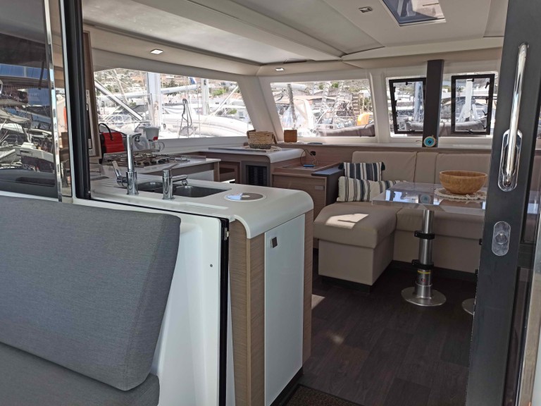 YachtCharter in Paros (Insel) - Fountaine Pajot Isla 40 auf SamBoat
