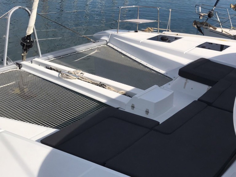 YachtCharter in Álimos - Lagoon Lagoon 50 auf SamBoat