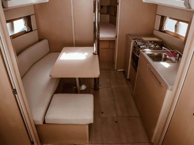 Boot mieten Punta Ala günstig Oceanis 38.1