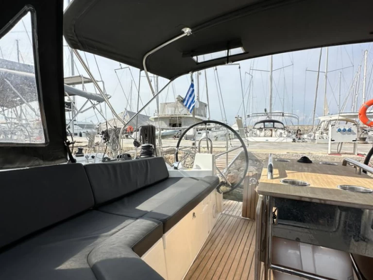 Boot mieten Álimos günstig Oceanis 40.1