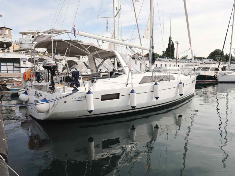 Ein Bénéteau Oceanis 41.1 mieten in Zadar