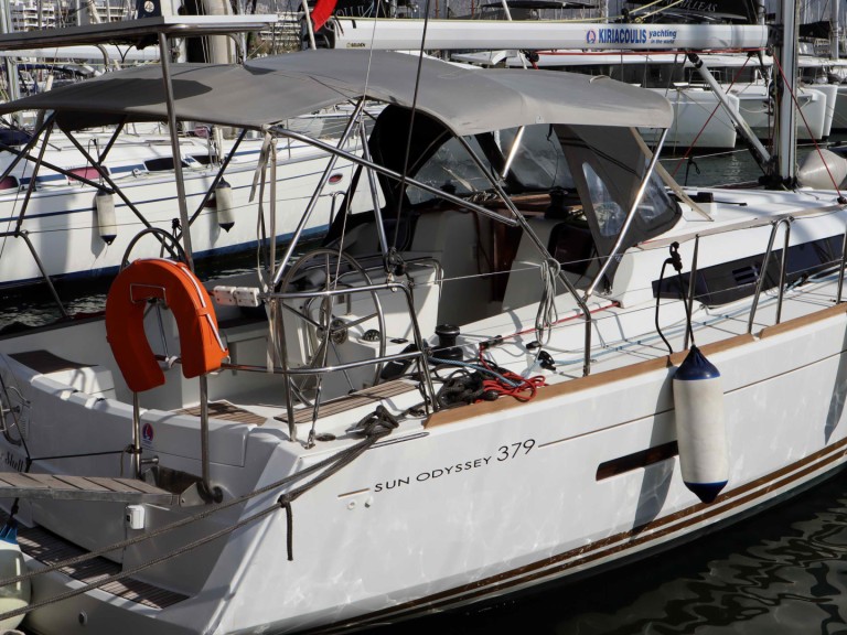 Bootsverleih Jeanneau Sun Odyssey 379 Álimos Samboat