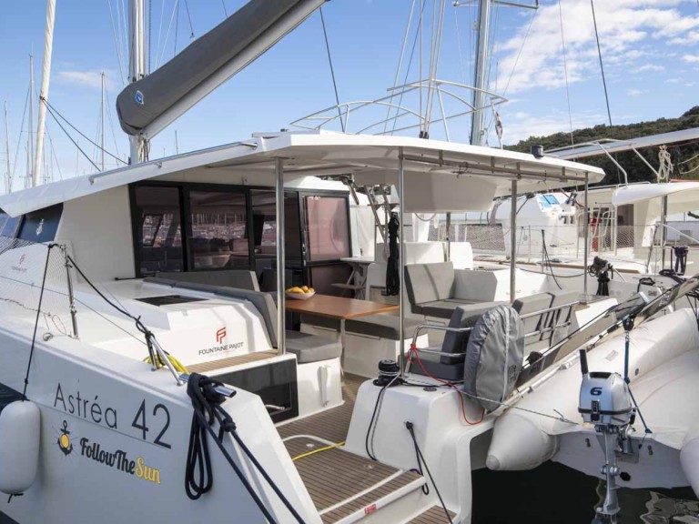 YachtCharter in Pomer - Fountaine Pajot Astrea 42 auf SamBoat
