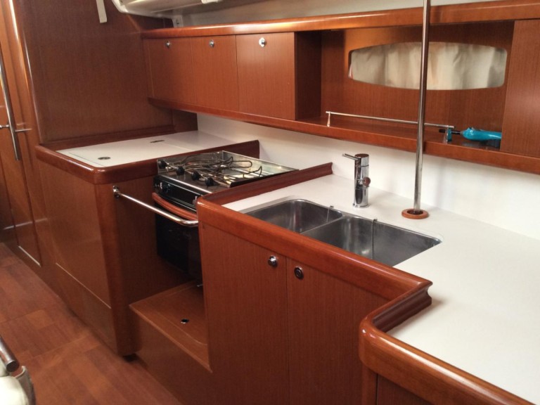 Segelboot mit oder ohne Skipper Bénéteau mieten in Álimos