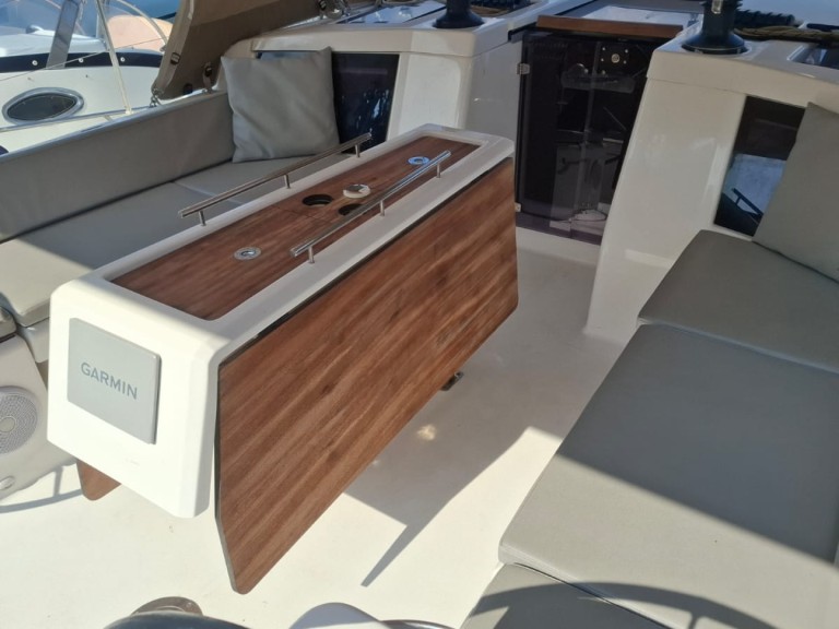 YachtCharter in Furnari - Dufour Dufour 430 Grand Large auf SamBoat