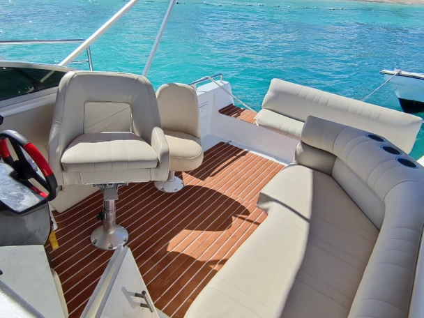 Vermietung Motorboot Rinker mit Führerschein