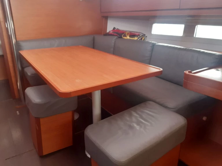 Bootsverleih Dufour Dufour 390 GL Saint-Mandrier-sur-Mer Samboat