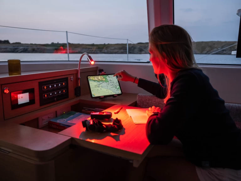 Vermietung Katamaran Bénéteau mit Führerschein