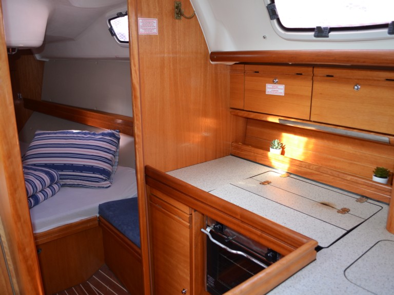 Ein Bavaria Bavaria 34 Cruiser - 2 cab. mieten in Primošten