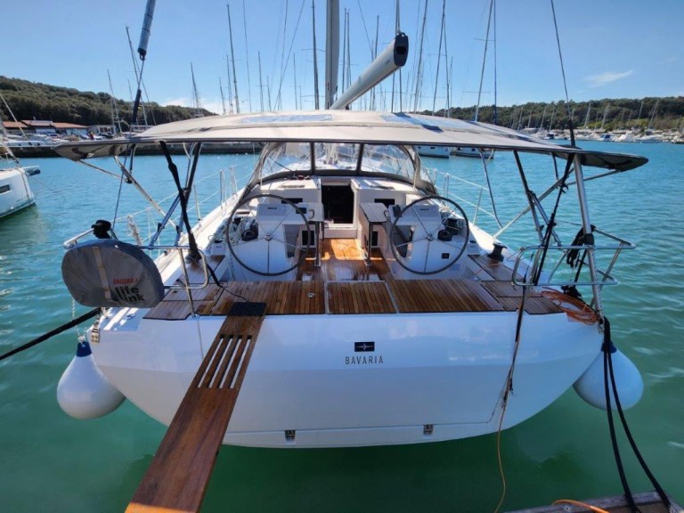 Ein Bavaria Bavaria C45 mieten in Primošten