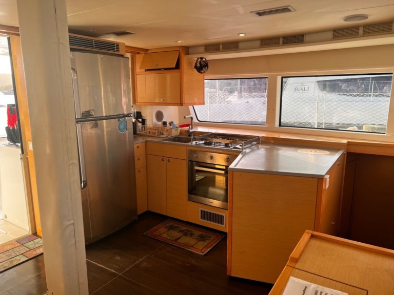 Vermietung Katamaran Lagoon mit Führerschein