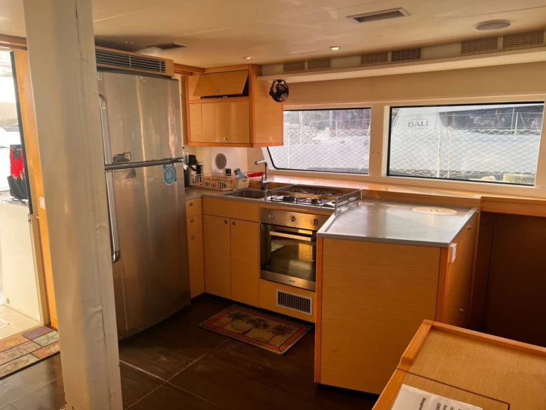 Vermietung Katamaran Lagoon mit Führerschein