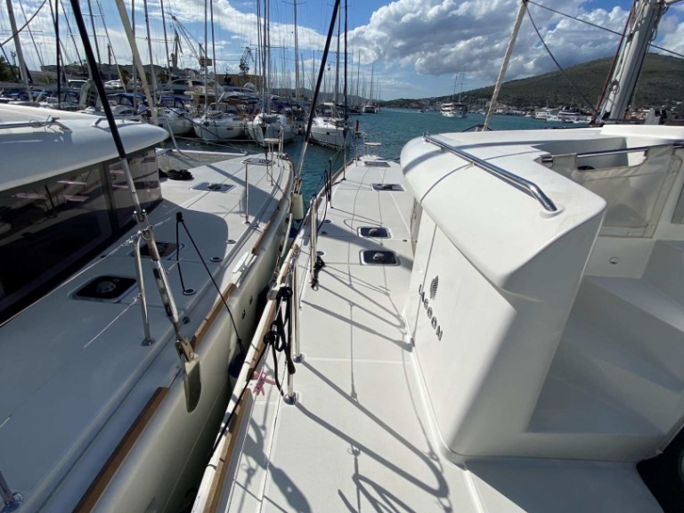 Katamaran mit oder ohne Skipper Lagoon mieten in Trogir