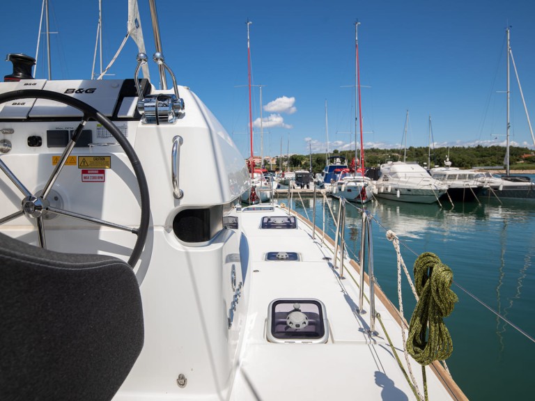 Ein Lagoon Lagoon 40 mieten in Pomer