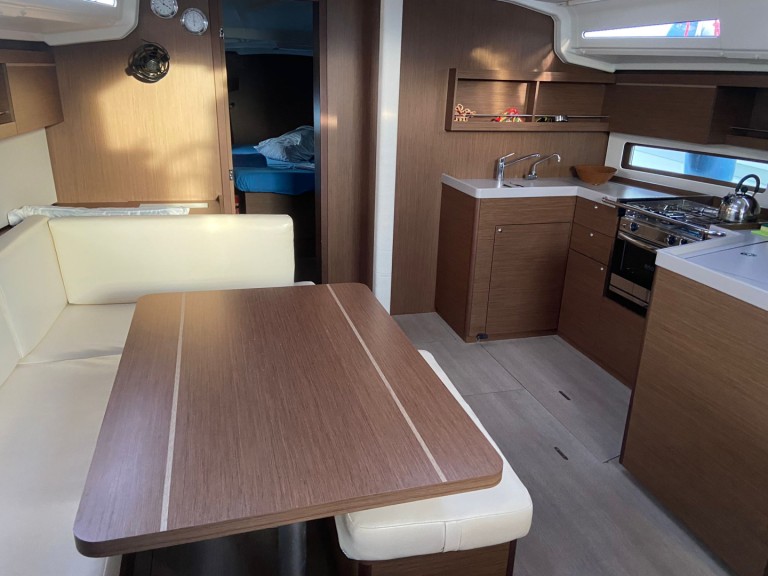 Segelboot mieten in Procida zum besten Preis