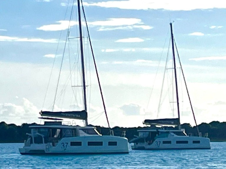 Ein Aventura AV 37 mieten in Porto-Vecchio