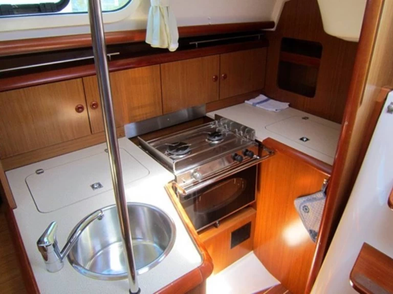 YachtCharter in Betina - Jeanneau Sun Odyssey 32i auf SamBoat