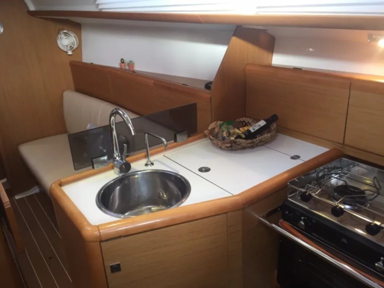 Jeanneau Sun Odyssey 33i mieten Gouviá