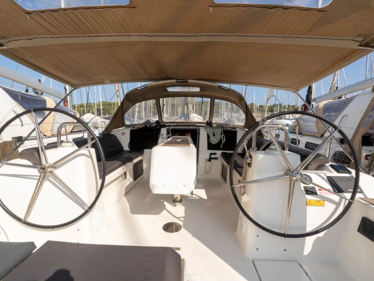 YachtCharter in Saint-Mandrier-sur-Mer - Dufour Dufour 460 Grand Large auf SamBoat