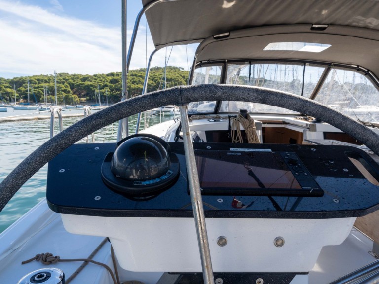Segelboot mieten in Saint-Mandrier-sur-Mer - Dufour Dufour 530