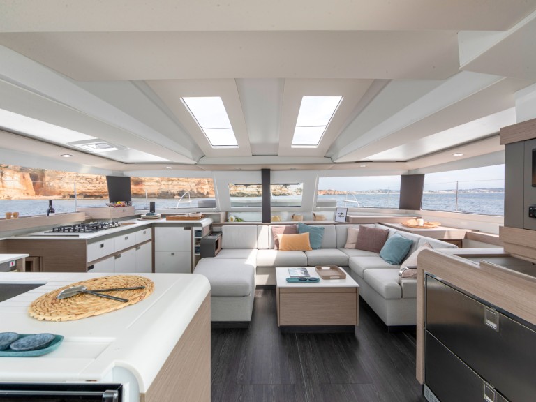 Ein Fountaine Pajot Elba 45 mieten in Olbia