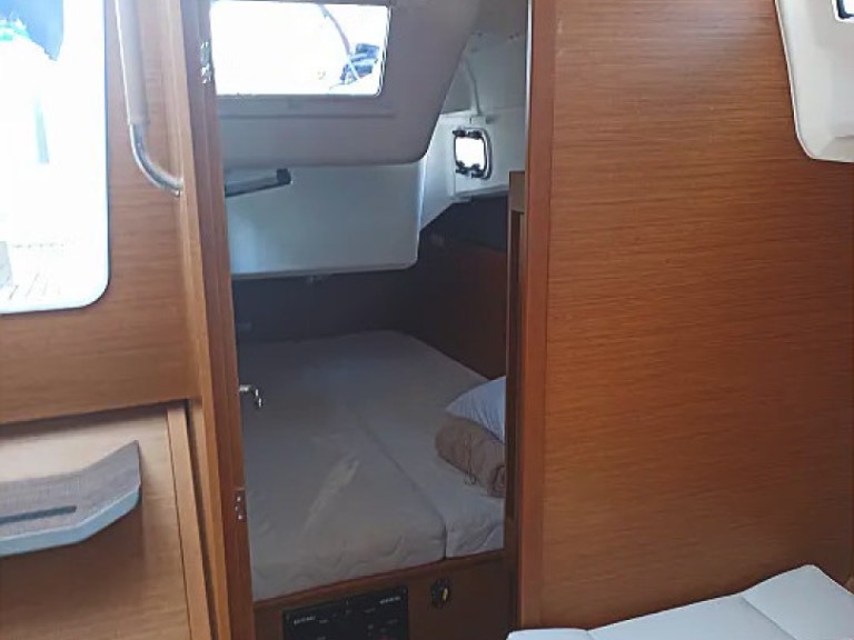 Bootsverleih Jeanneau Sun Odyssey 410 Volos Samboat