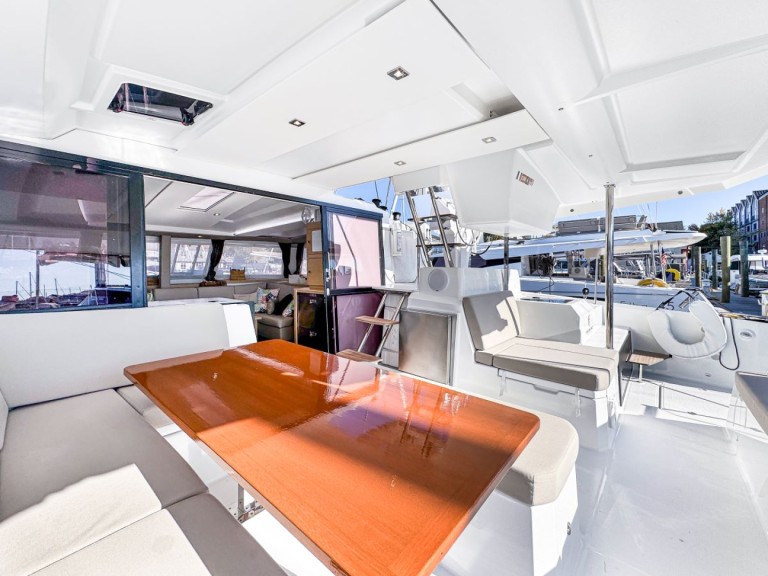 Ein Fountaine Pajot Astrea 42 mieten in Annapolis