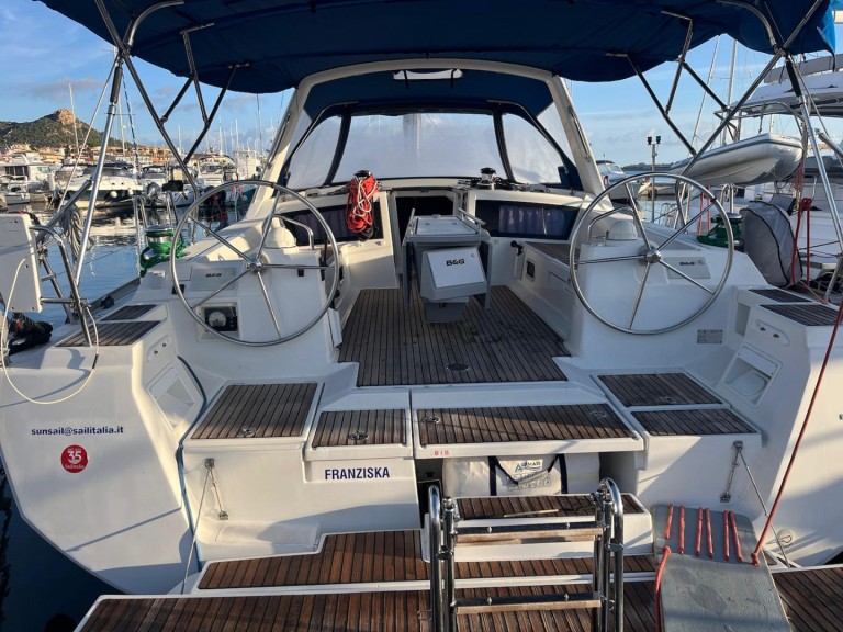 Segelboot mit oder ohne Skipper Bénéteau mieten in Cannigione di Arzachena