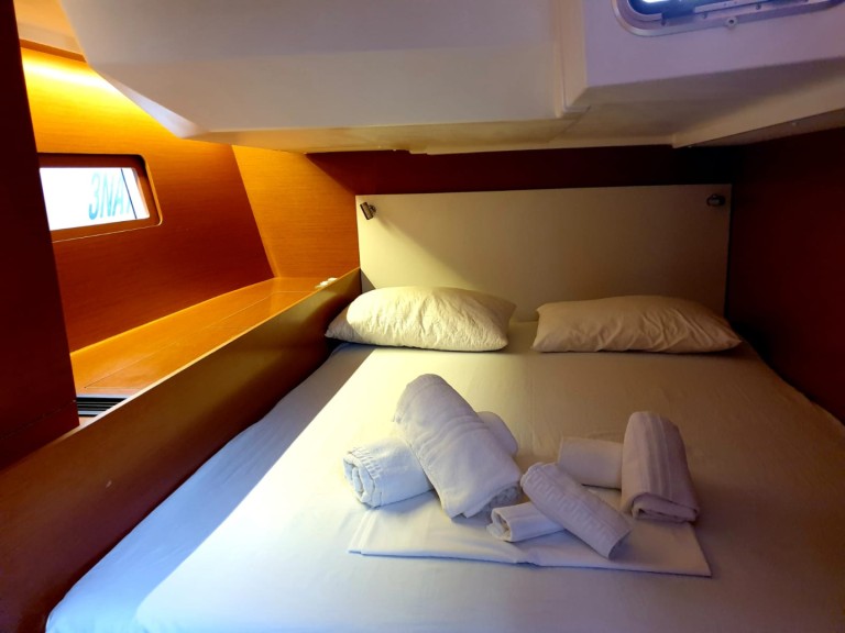 Segelboot mieten in Cannigione di Arzachena zum besten Preis