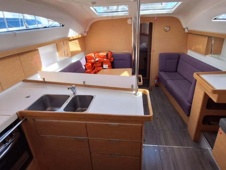 Elan Impression 45 mieten Trogir