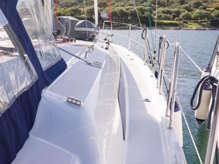 Segelboot mieten in Cugnana Verde - Bénéteau Oceanis 40.1