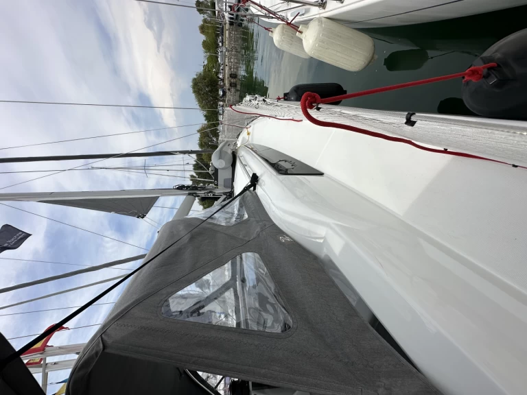 Bénéteau Oceanis 34.1 mieten Álimos